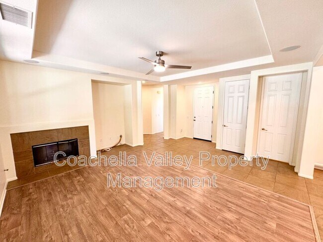 Building Photo - 138 Shoreline Dr