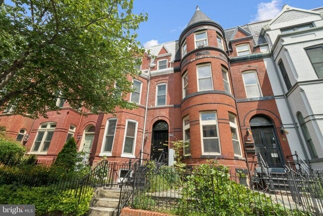 Primary Photo - 923 S St NW