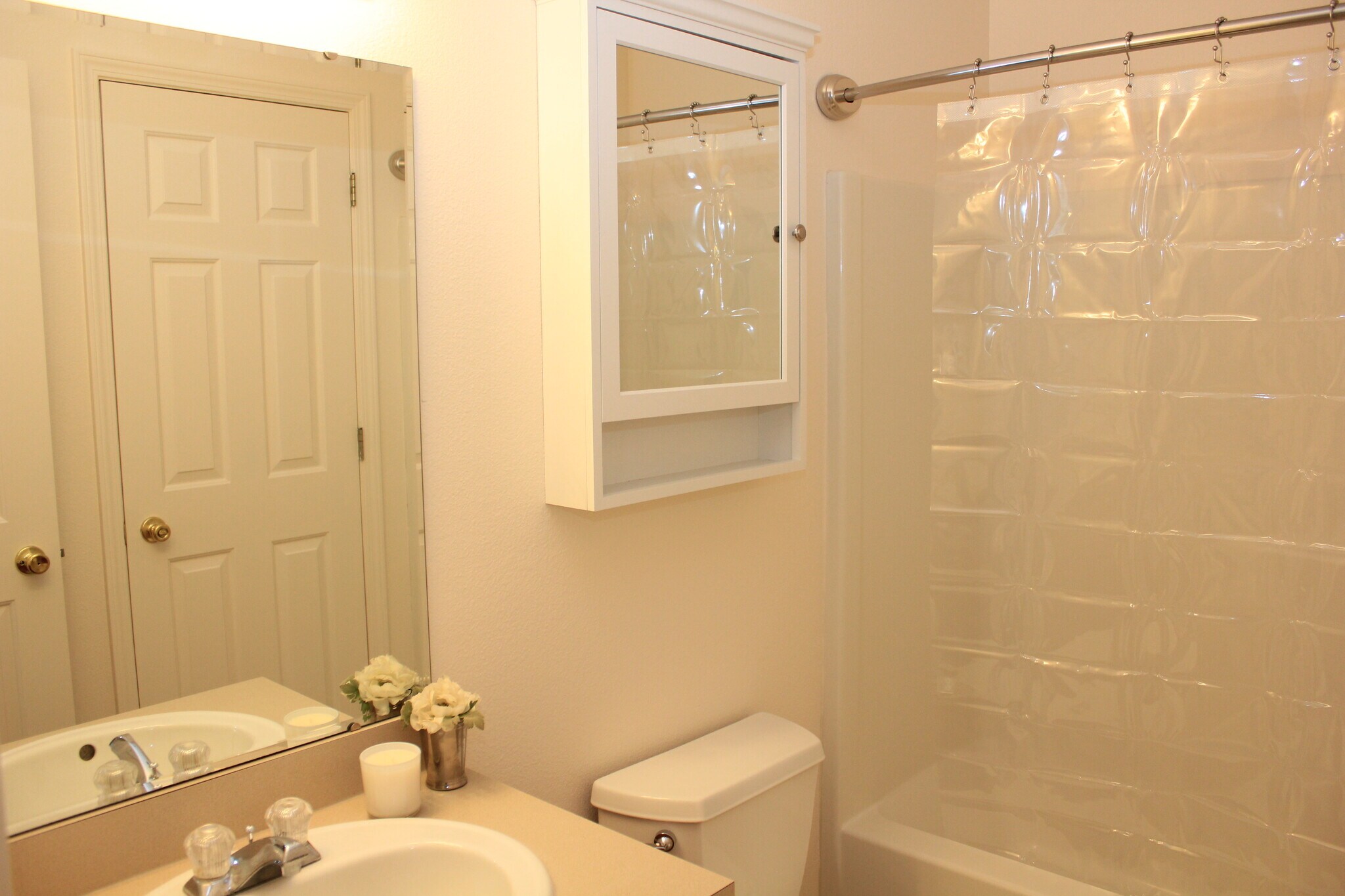 Guest Bathroom - 7626 W Opohonga Ln