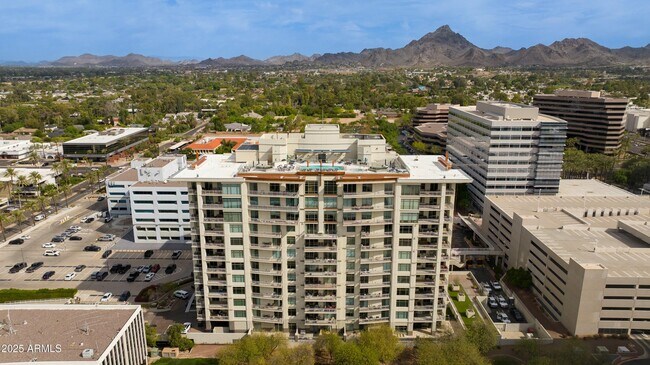 Building Photo - 2211 E Camelback Rd