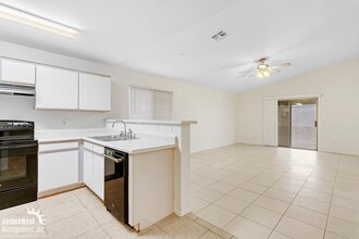 Building Photo - Comfortable 3Bdm 2Ba Home in Sun City!