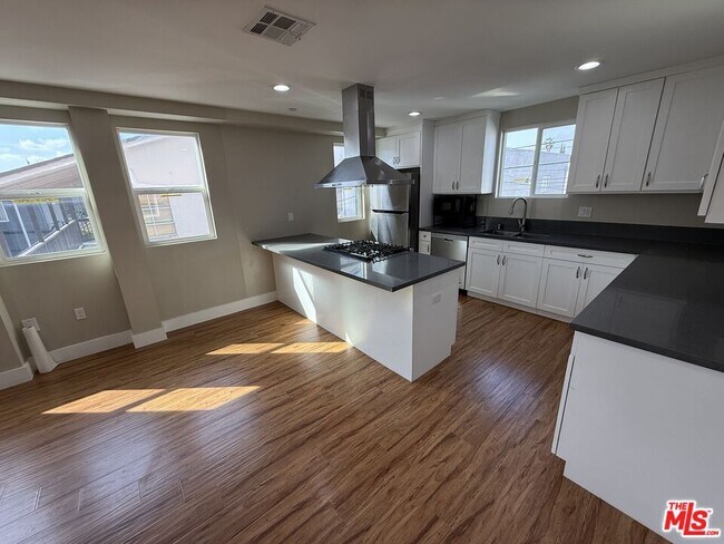 Building Photo - 2301 Hauser Blvd