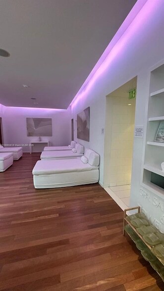 Building Photo - 1040 Biscayne Blvd