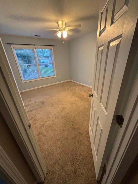 Building Photo - 23 Greenbrook Ct