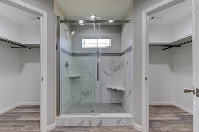 Building Photo - 205 Elysian Hills Dr