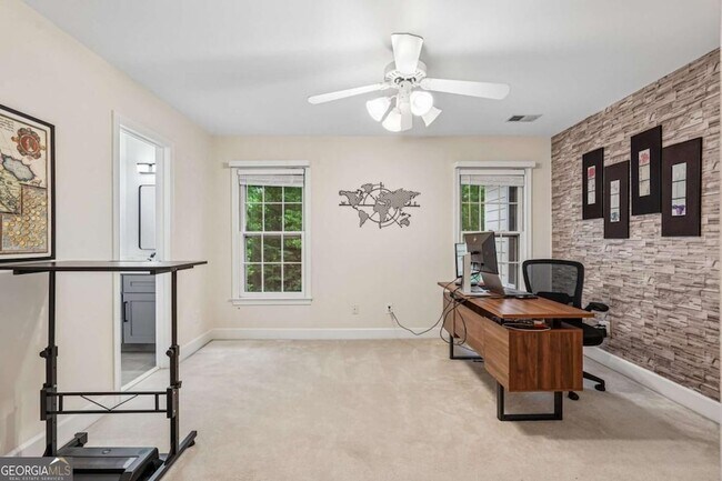 Building Photo - 3302 Greencastle Chase NE
