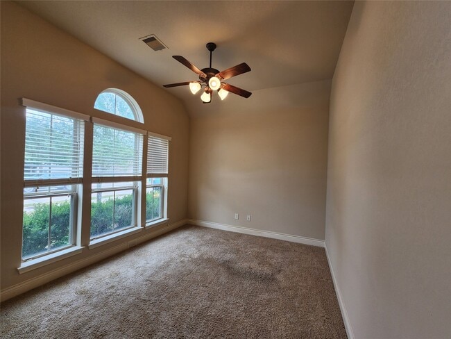 Building Photo - 27123 Bunker Bluff Ct