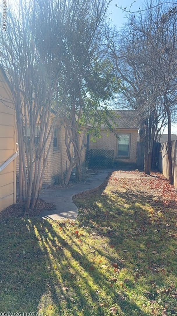 Building Photo - 4600 Calmont Ave