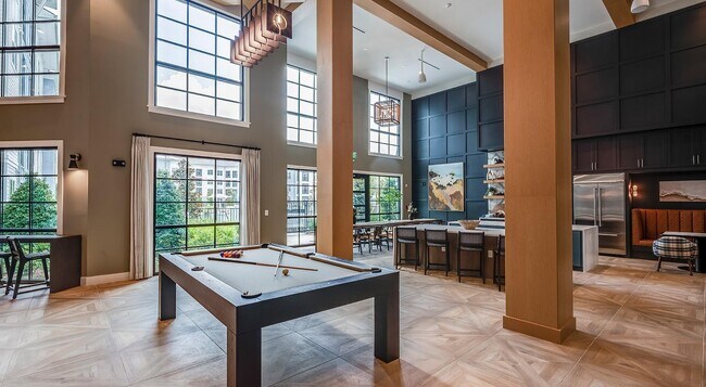 Building Photo - 435 Encore Way