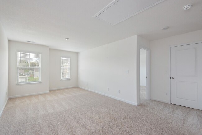 Building Photo - 112 Kaley Ln