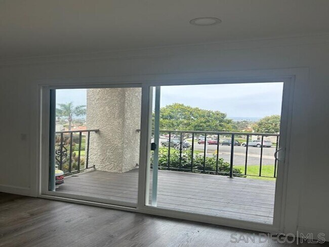 Building Photo - 6675 Paseo Del Norte