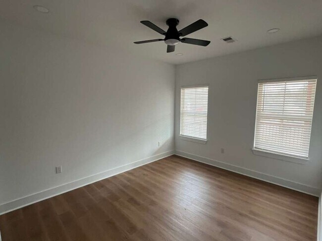 Building Photo - New Construction nice house for rent