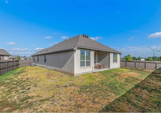 Building Photo - 5162 Maroon Creek Dr