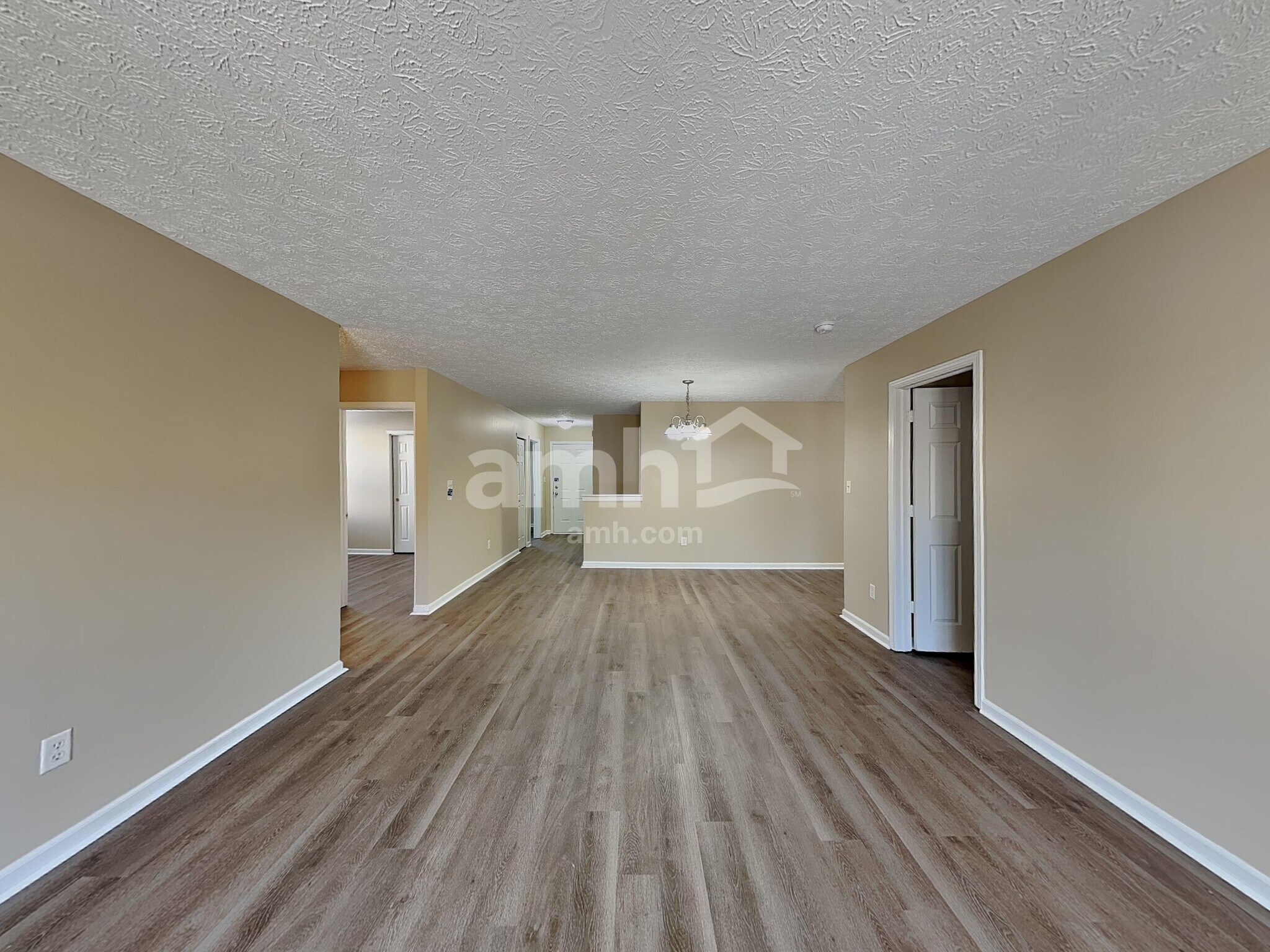 Building Photo - 2926 Limber Pine Dr