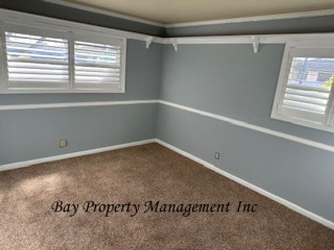 Building Photo - Bring your pets! Beautiful home in South Salinas - Coming Soon!