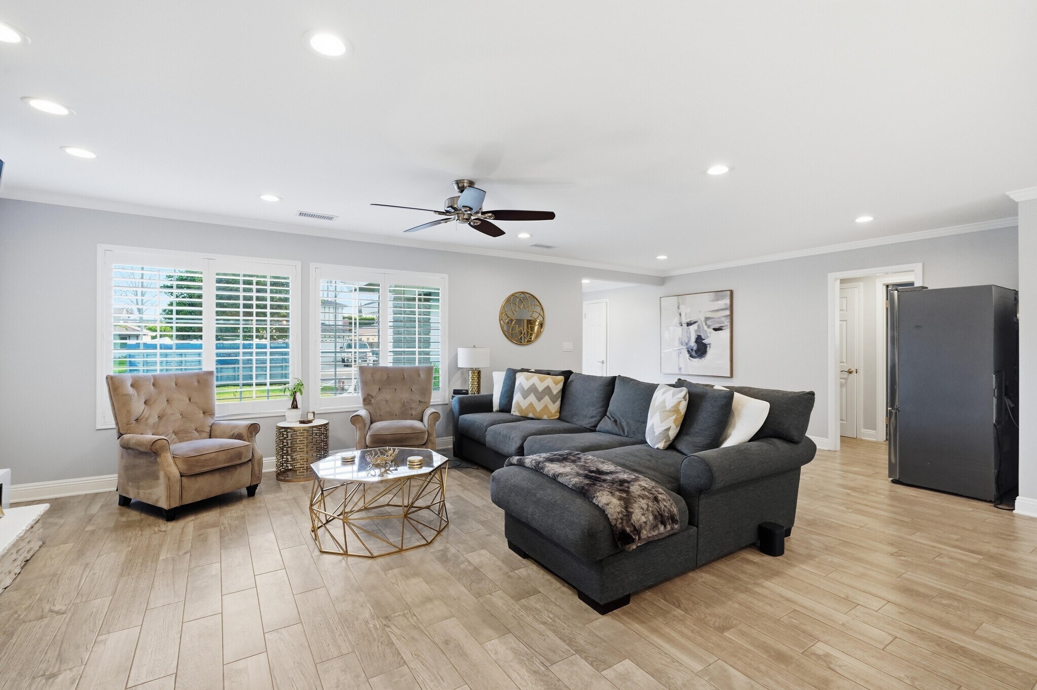 Building Photo - 19833 Blythe St