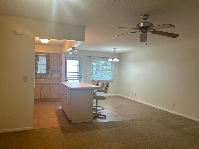 Building Photo - Discover Coastal Bliss: Your Ideal Beachsi...