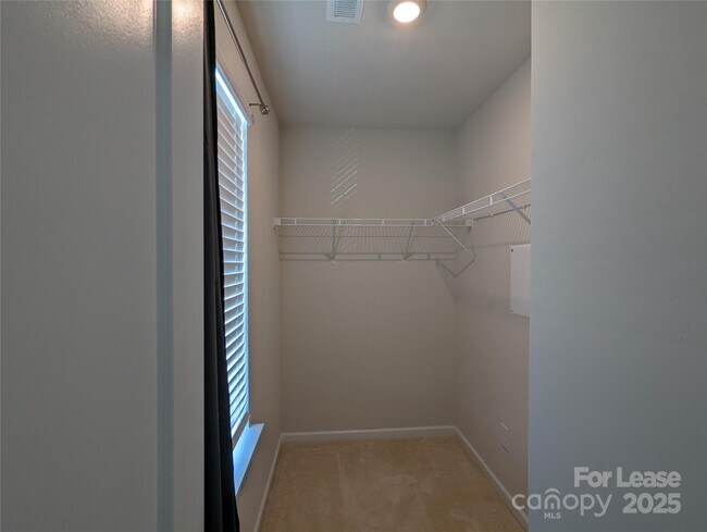 Building Photo - 7123 Jane Parks Way