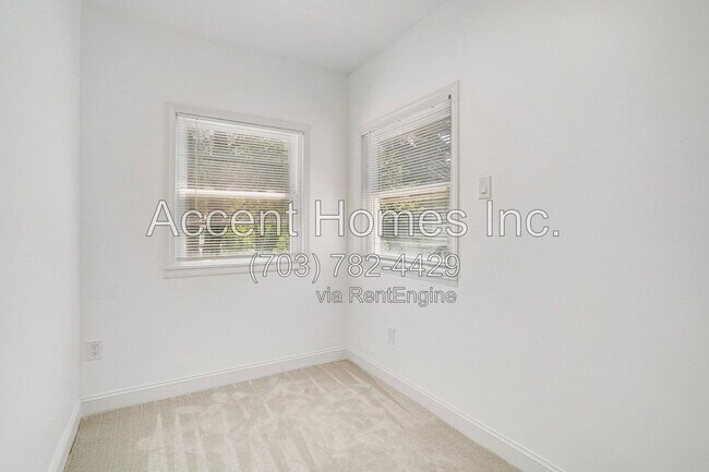 Building Photo - 4916 Chowan Ave