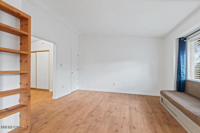 Building Photo - 1880 Becky Ct