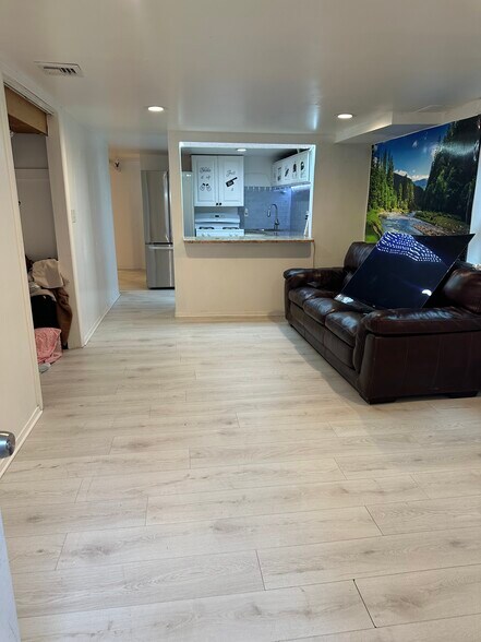 Newly renovated floor - 104 N 7th St