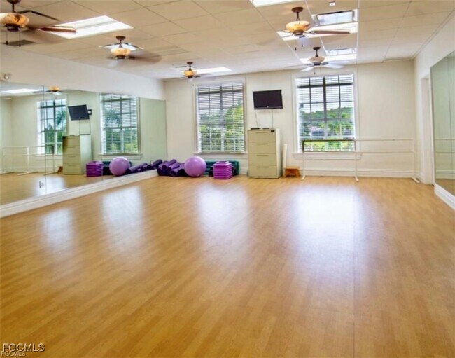 Building Photo - 3700 Passion Vine Dr