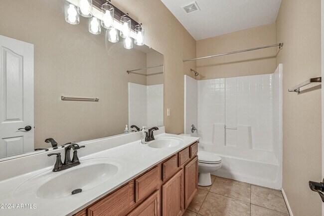 Building Photo - 12818 W Mulberry Dr