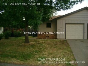 Building Photo - 8017 San Cosme Dr