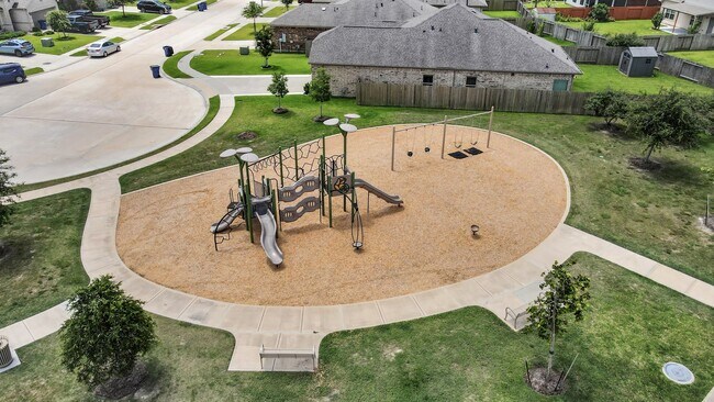 Building Photo - 8620 Havana Dr