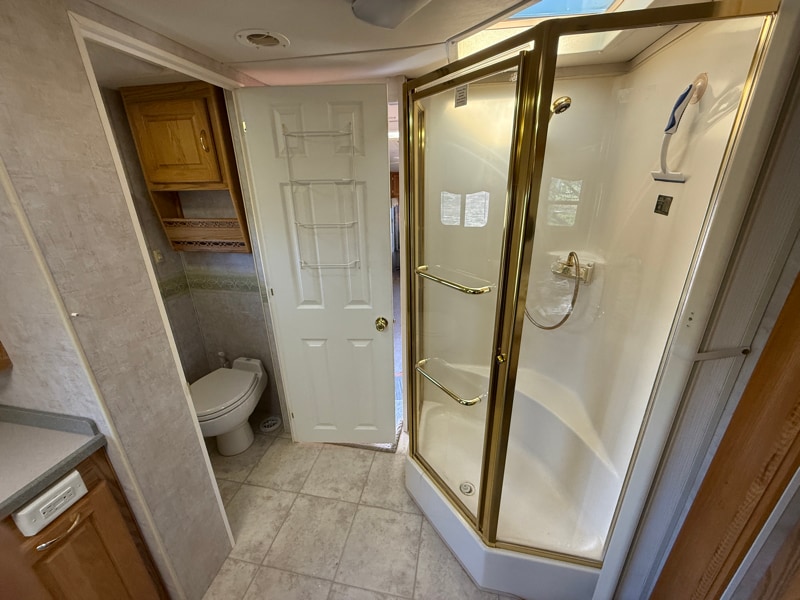 Building Photo - 911-924 24 Rd