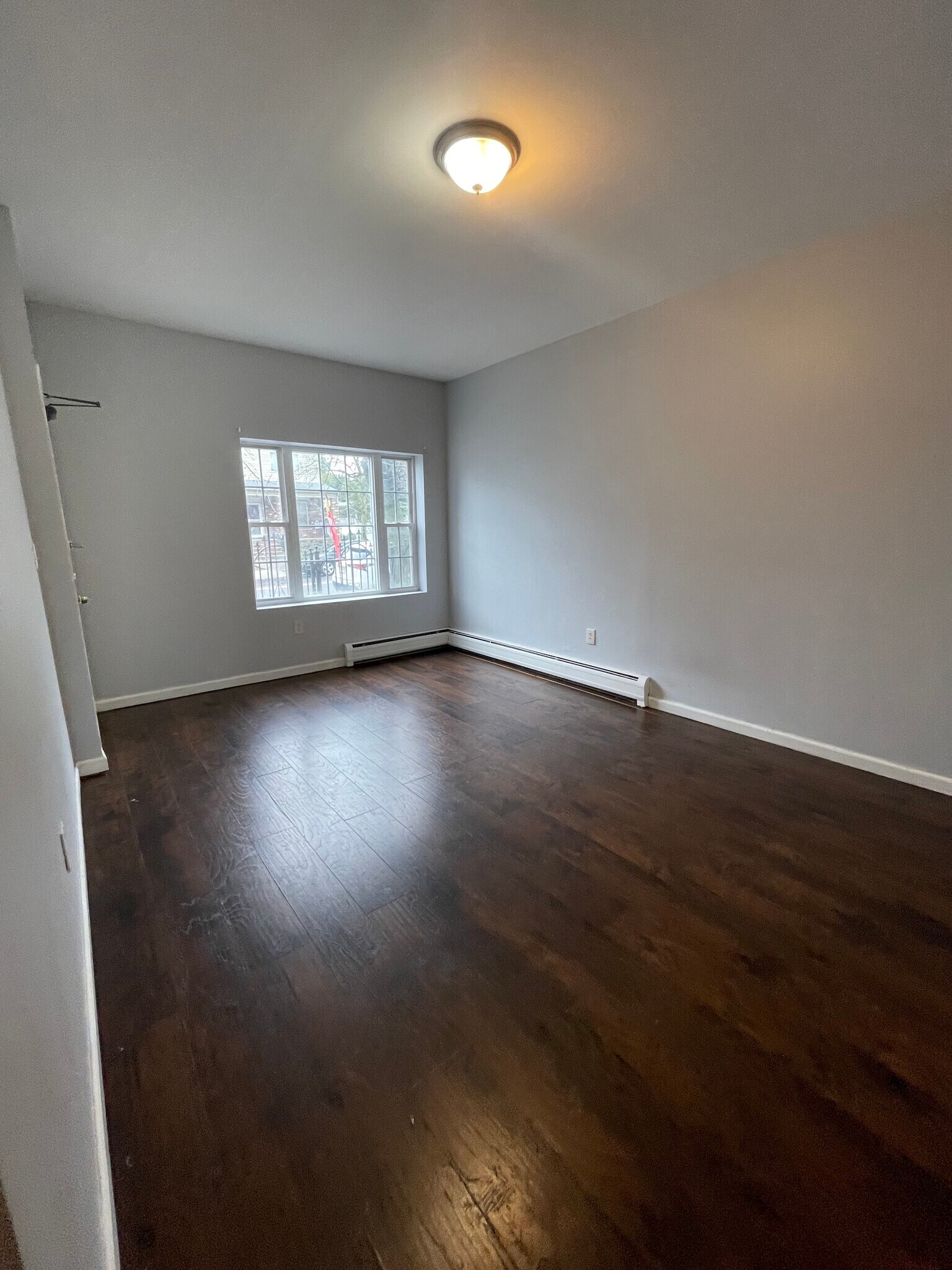 Unit 1L - 345 Sanford Ave