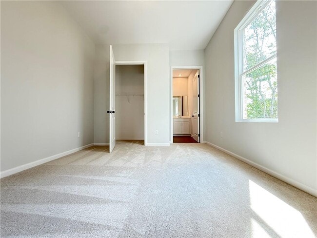 Building Photo - 1487 Ridge Rd
