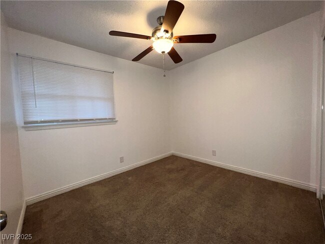 Building Photo - 1467 Lorilyn Ave