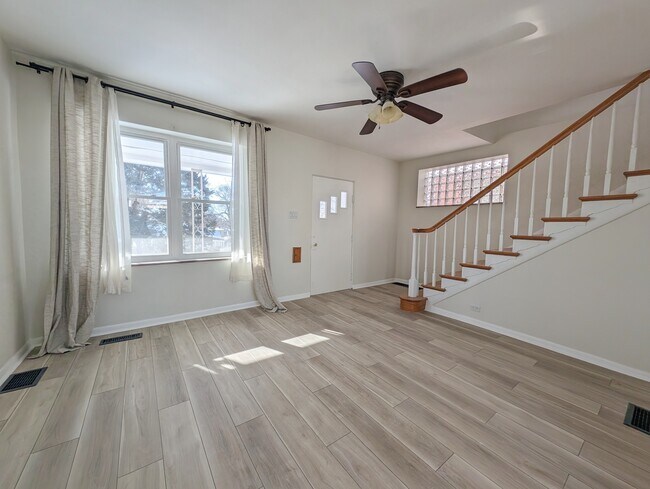 Building Photo - 6547 Marmaduke Ave