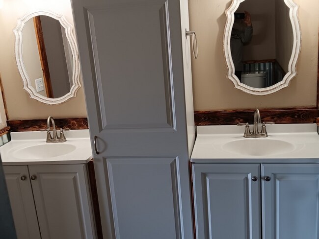 Building Photo - 44 Rd 3142