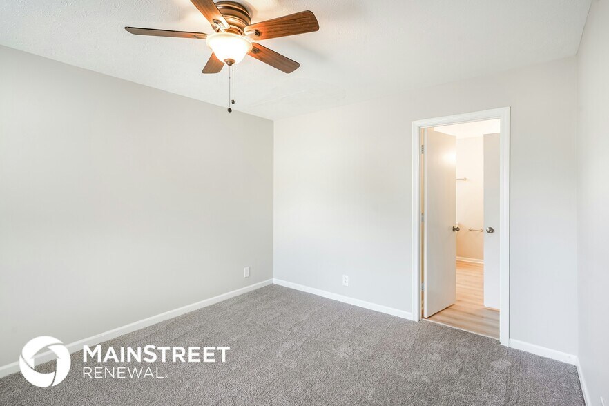 Building Photo - 503 Selsey Ct S