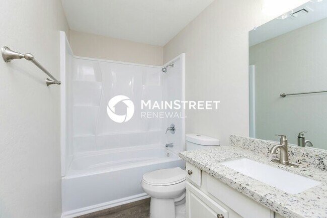 Building Photo - 3 Bedroom Pet-Friendly Home in Mesa, AZ with Main Street Renewal