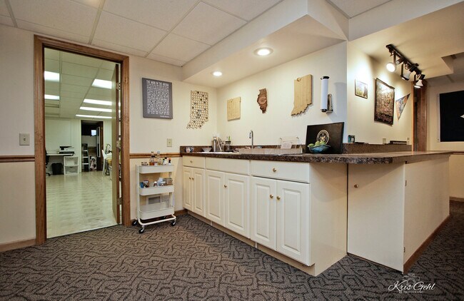 Building Photo - 14620 Country Ln Dr