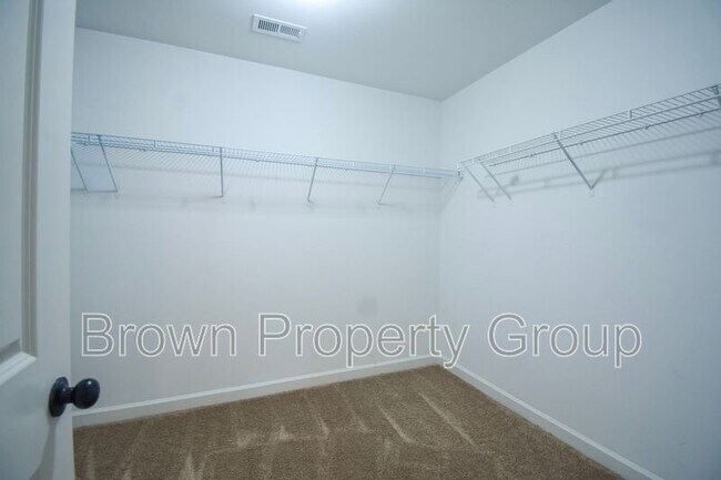 Building Photo - 23 Kirby Smith Cir