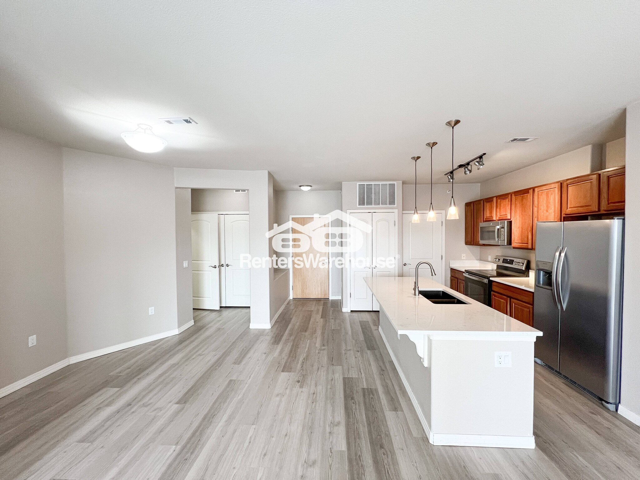 Building Photo - 10176 Park Meadows Dr