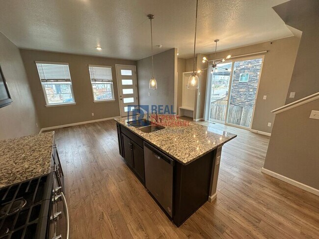 Building Photo - 21772 E 8th Ave