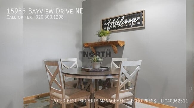 Building Photo - 15955 Bayview Dr NE