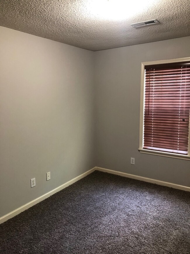 Building Photo - 368 Cobblestone Way