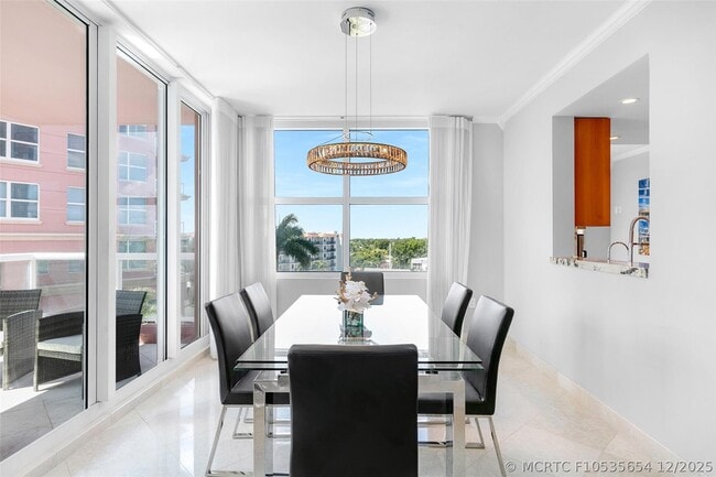 Building Photo - 2110 N Ocean Blvd