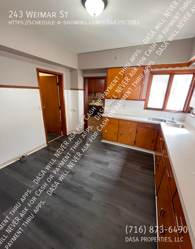 Building Photo - 243 Weimar St