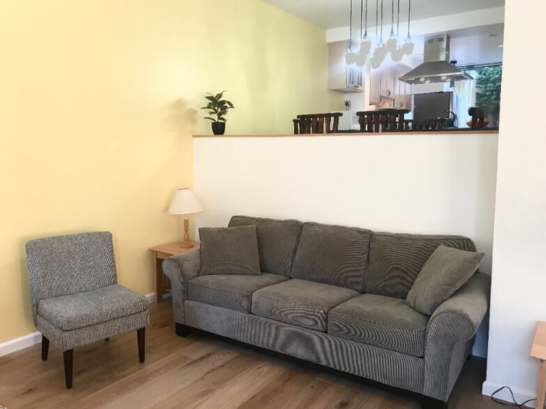 Building Photo - 3600 High Meadow Dr