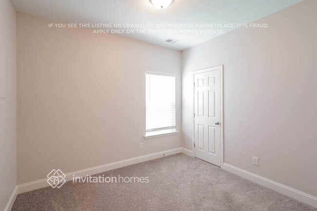Building Photo - 263 Telavera Dr