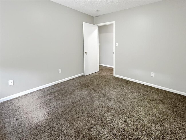 Building Photo - 8697 Embrey Dr