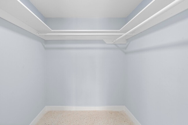 Building Photo - 3220 NE 7th St