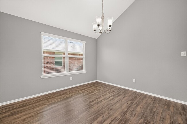 Building Photo - 6014 Namika St